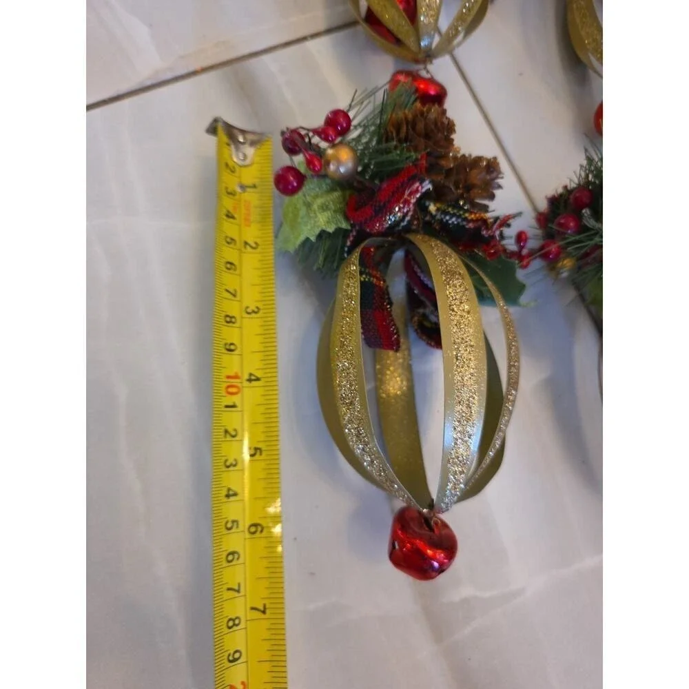 Lot of‎ 8 GOLD Tone Metallic String ORNAMENTS 6